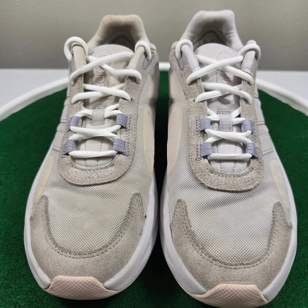 Adidas Womens Cloud White Running Sneakers Sz‎ 8.5 GX1728 Lifestyle Training